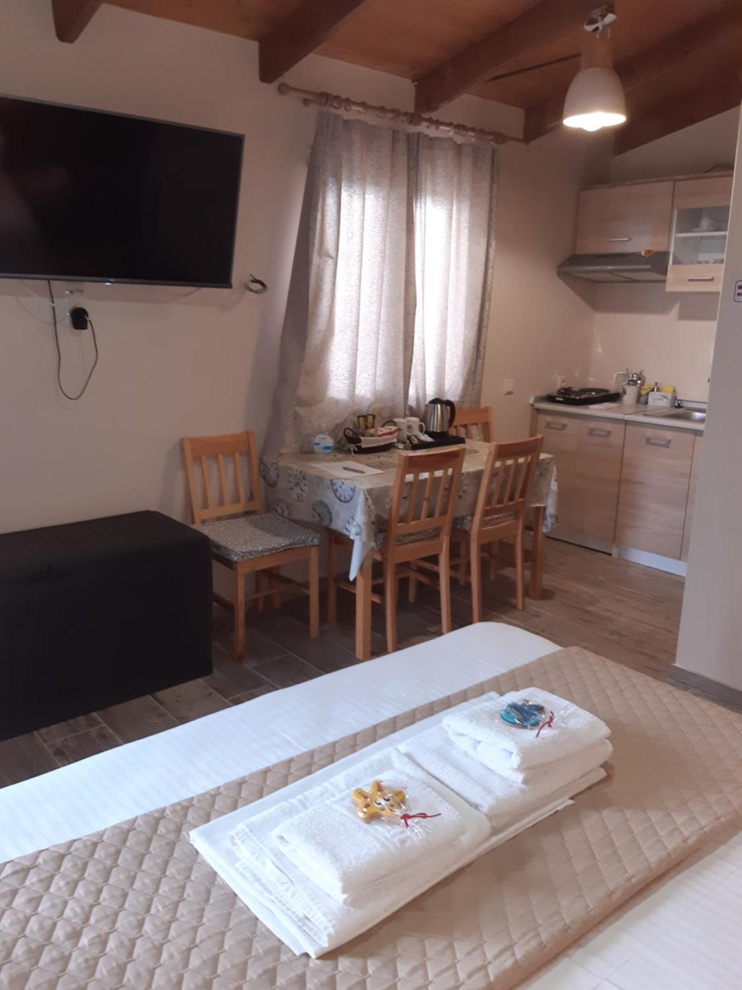 Room Near The Airport Pikérmion 部屋 写真
